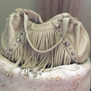 Gettu pebble leather shoulder bag